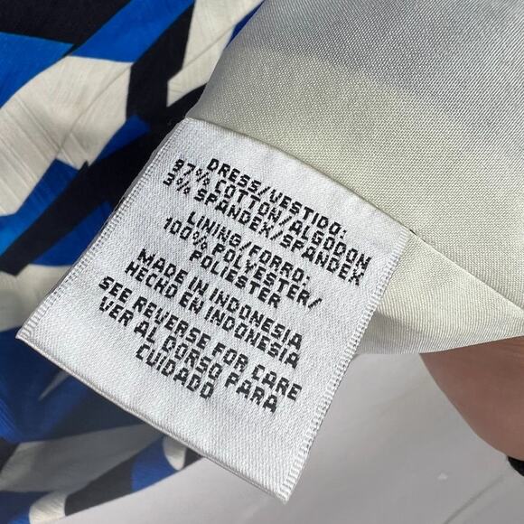 Chetta B Sunhee Geometric Sheath Dress - Picture 11 of 12